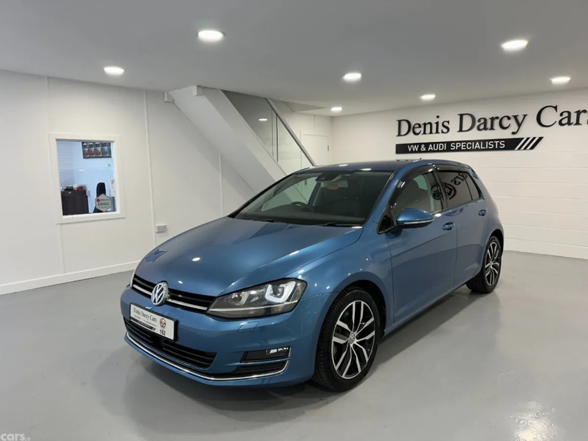 Volkswagen Golf Hatchback, Petrol, 2016, Blue