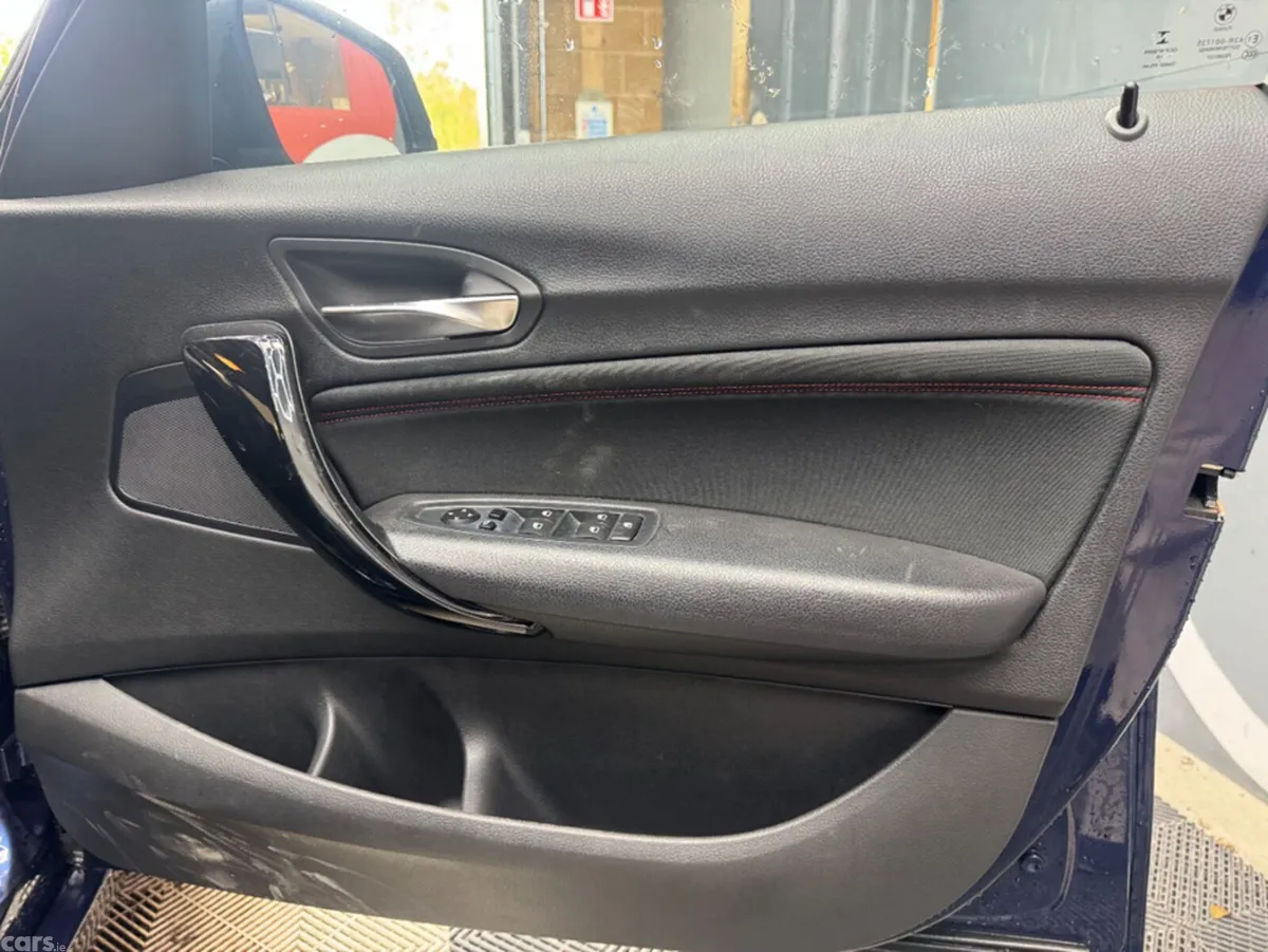 BMW 1-Series Estate, Diesel, 2017, Blue