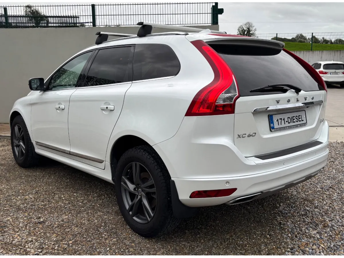 Volvo XC60 SUV, Diesel, 2017, White