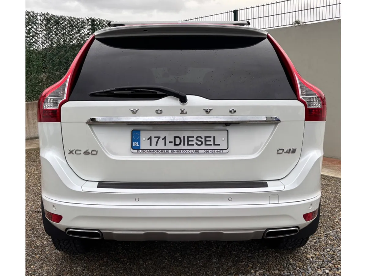 Volvo XC60 SUV, Diesel, 2017, White