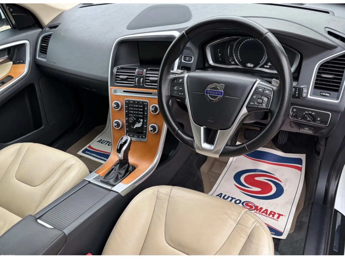 Volvo XC60 SUV, Diesel, 2017, White