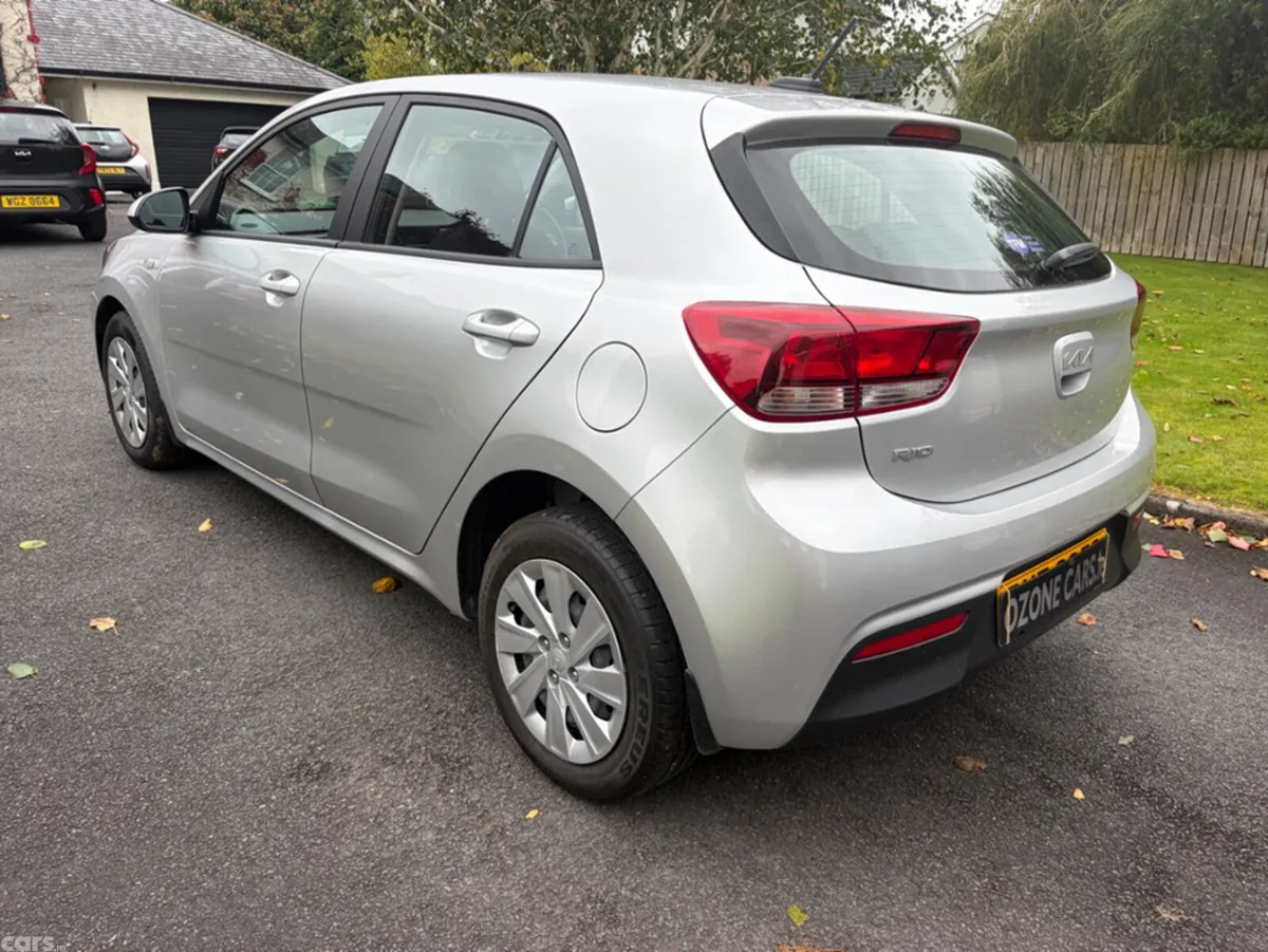 Kia Rio Hatchback, Petrol, 2021, Silver