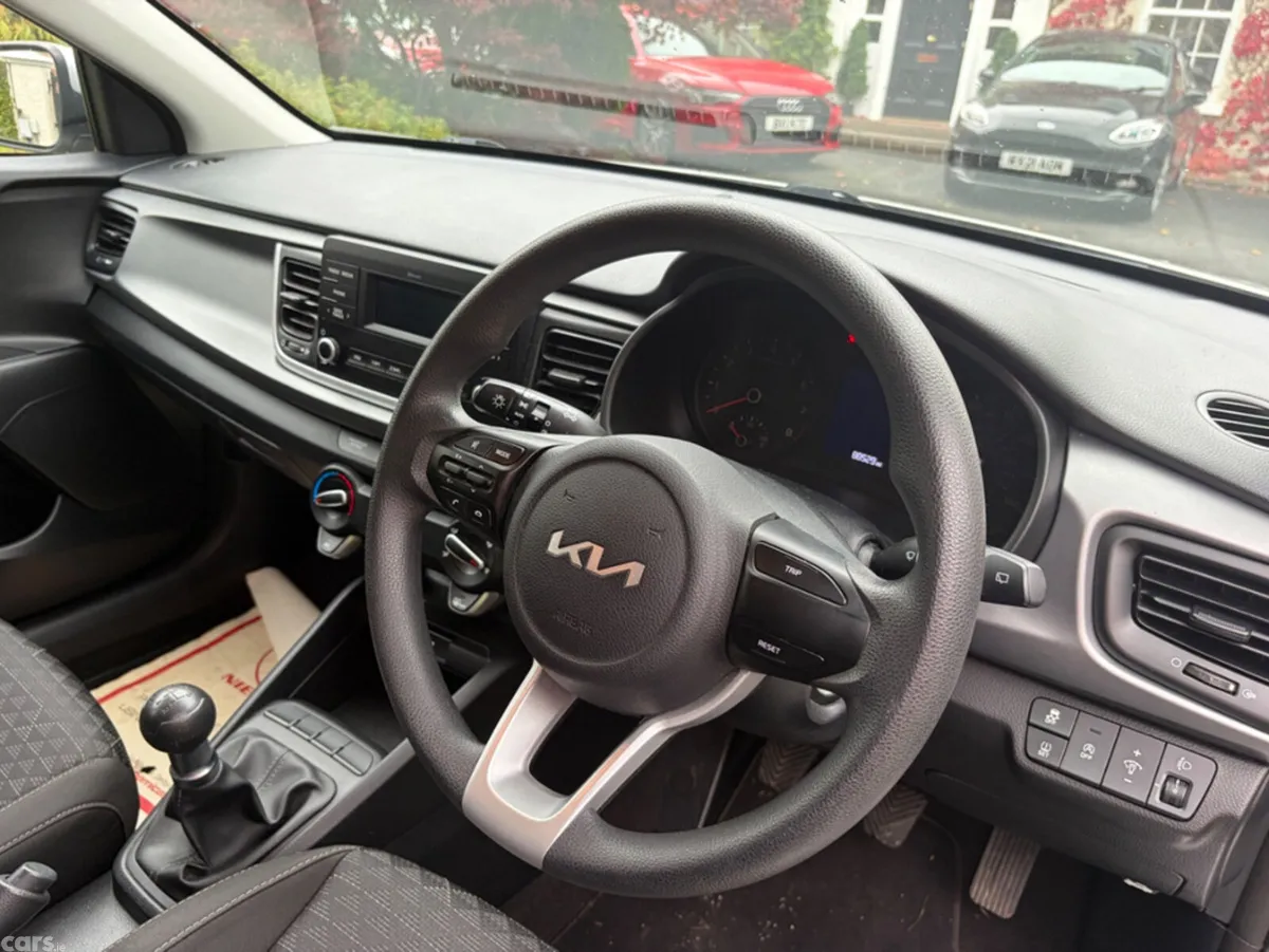 Kia Rio Hatchback, Petrol, 2021, Silver