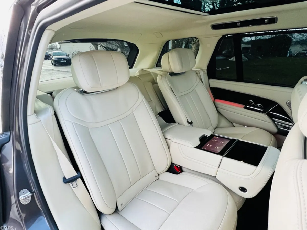 Land Rover Range Rover SUV, Petrol Plug-in Hybrid, 2022, Grey