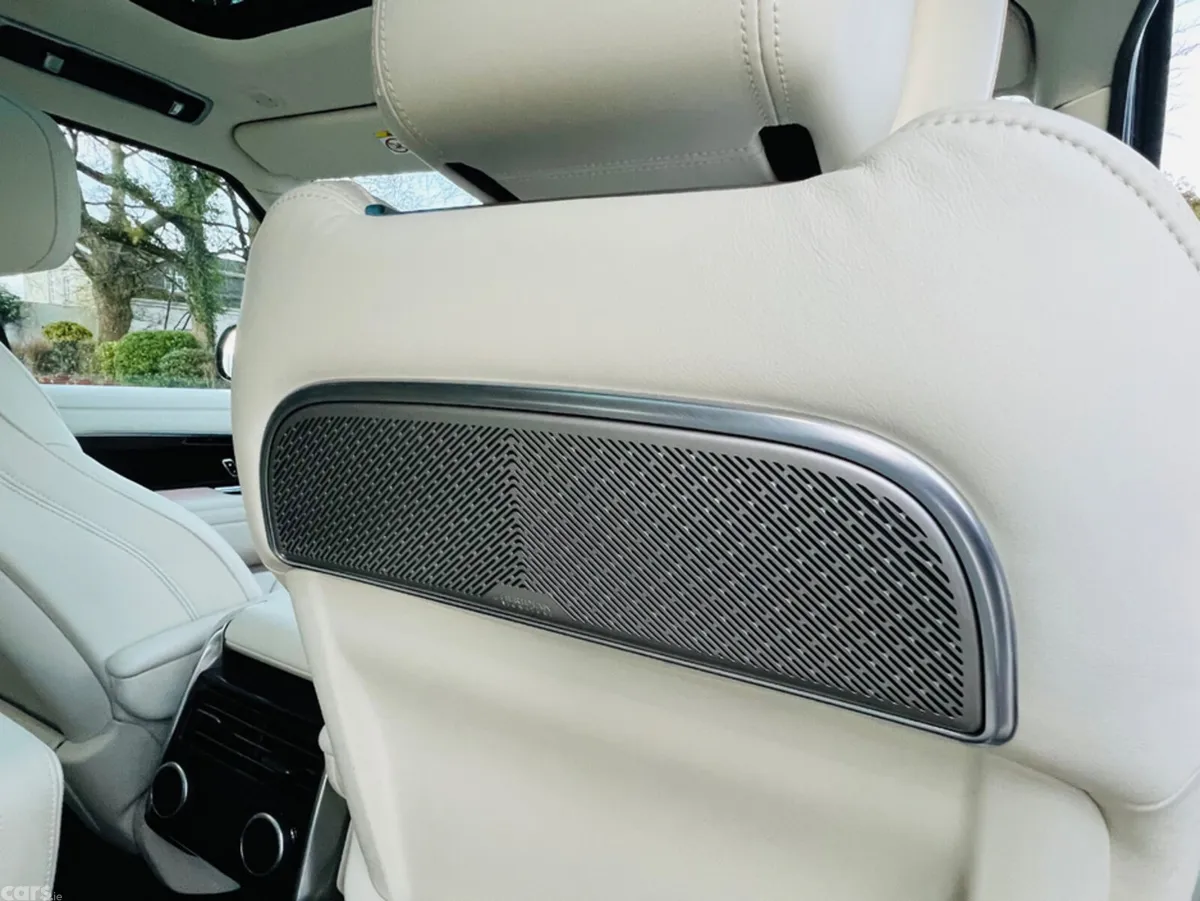 Land Rover Range Rover SUV, Petrol Plug-in Hybrid, 2022, Grey