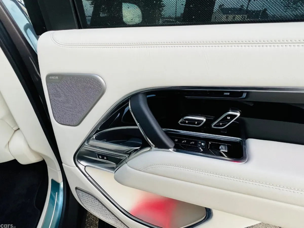 Land Rover Range Rover SUV, Petrol Plug-in Hybrid, 2022, Grey