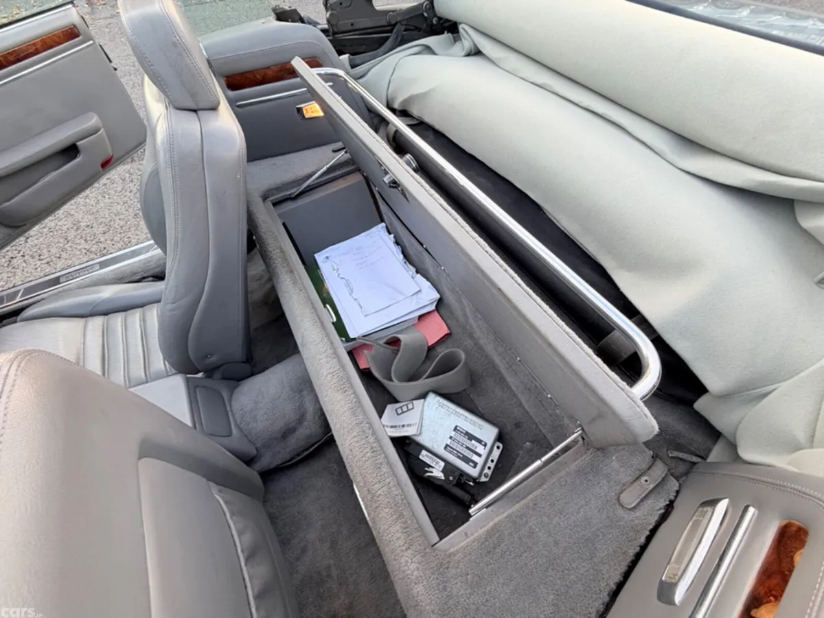 Jaguar XJ Convertible, Petrol, 1993, Blue