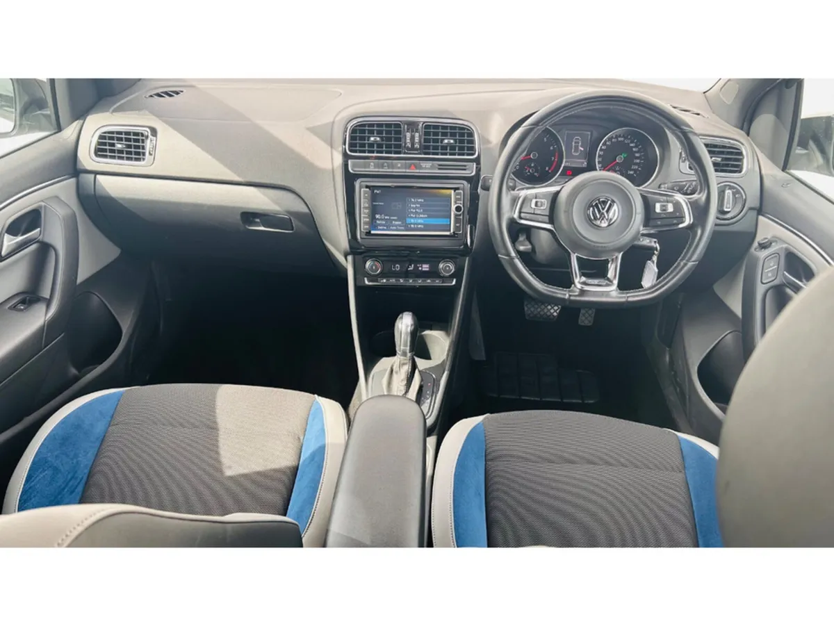 Volkswagen Polo Hatchback, Petrol, 2016, White