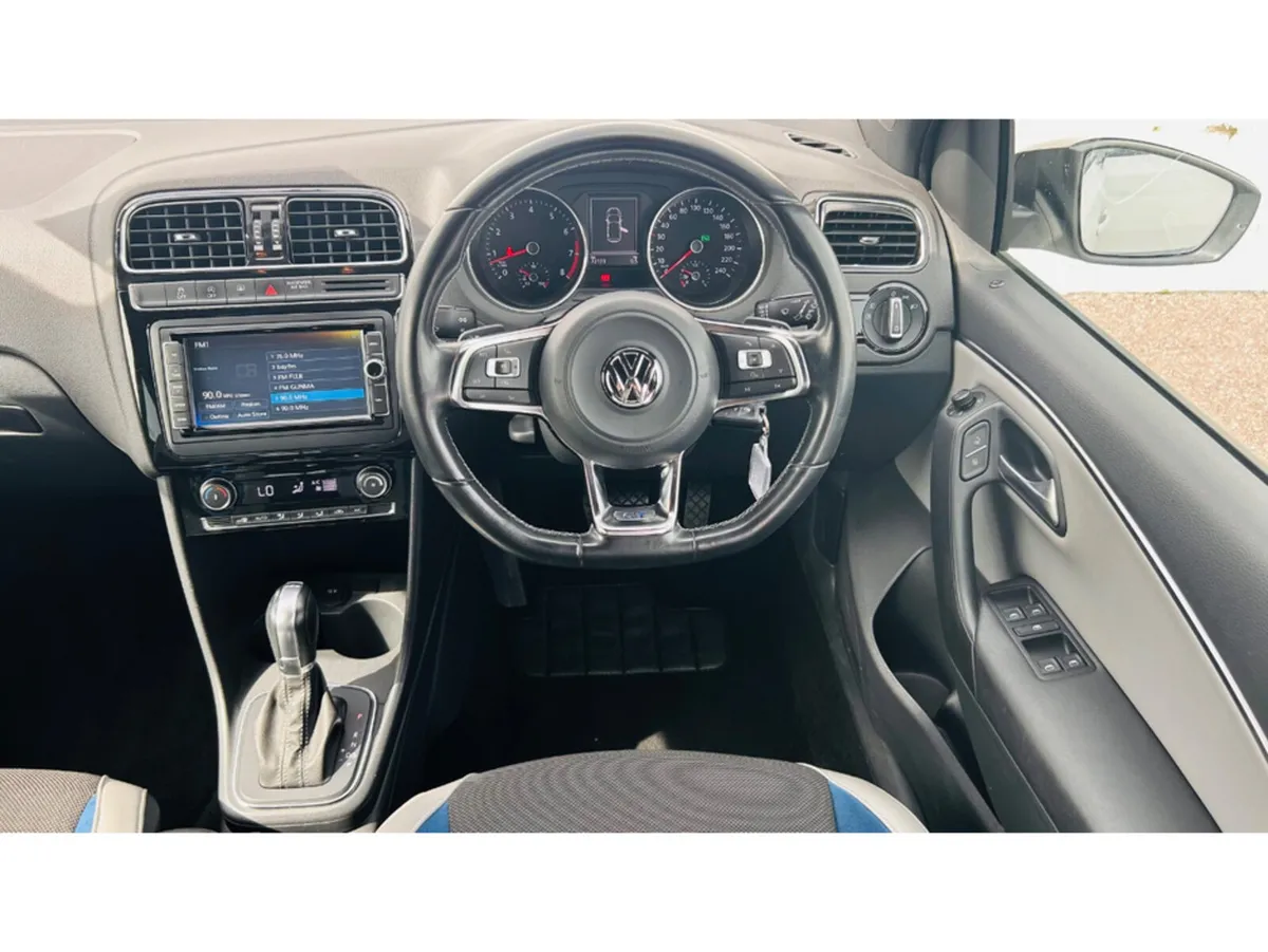 Volkswagen Polo Hatchback, Petrol, 2016, White