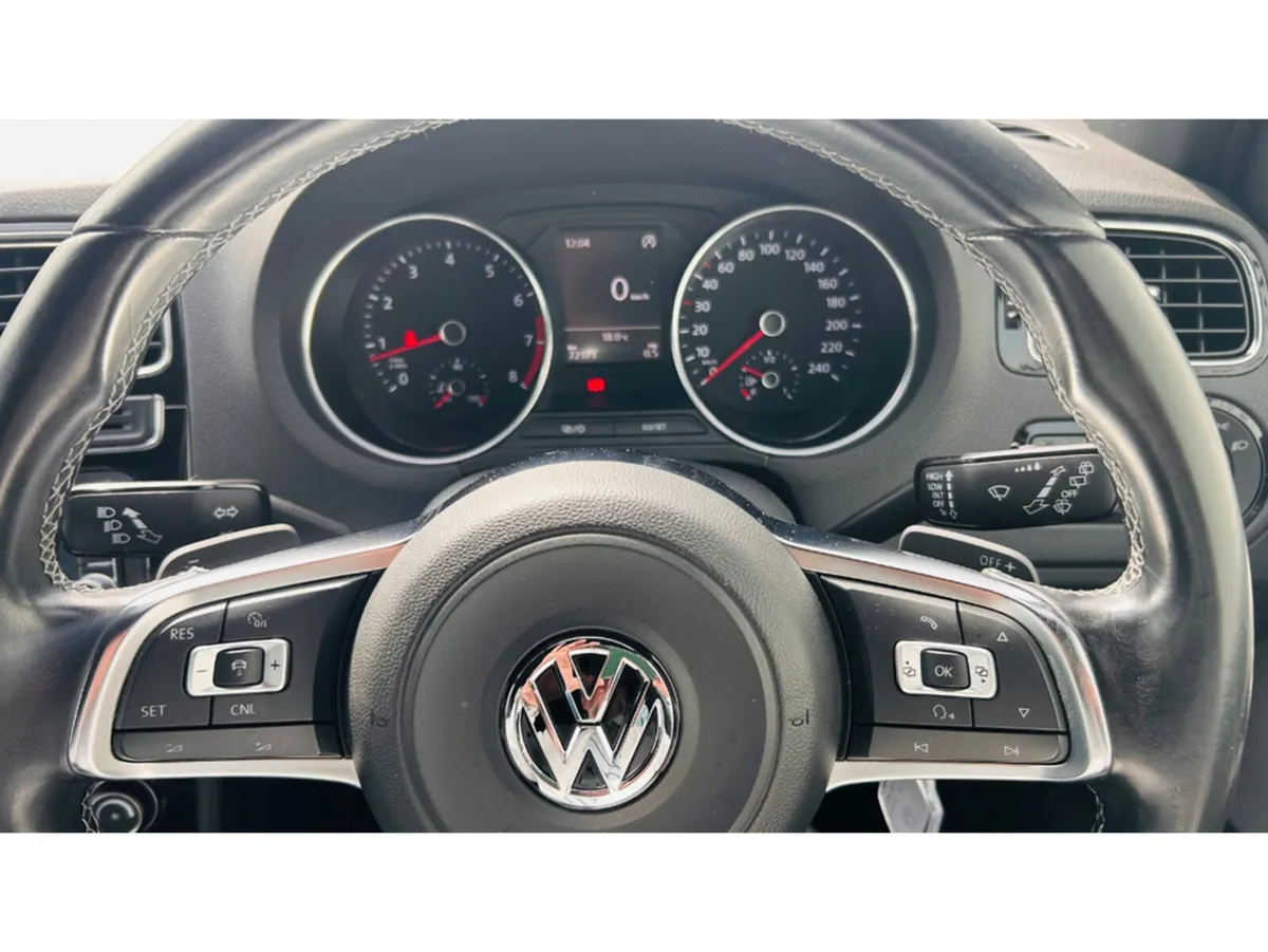 Volkswagen Polo Hatchback, Petrol, 2016, White