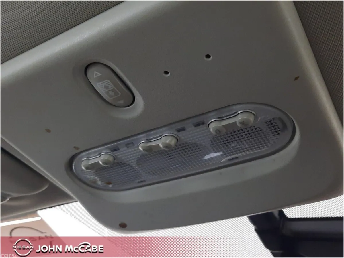 Nissan Qashqai MPV, Petrol, 2020, White