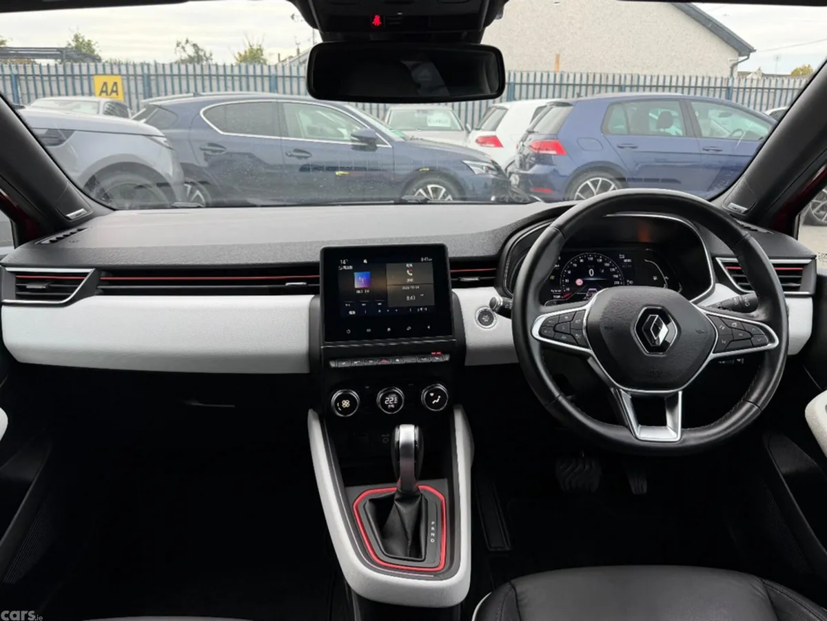 Renault Clio Hatchback, Petrol, 2021, Red