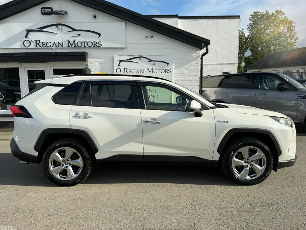 Toyota RAV4 MPV, Petrol Hybrid, 2020, White
