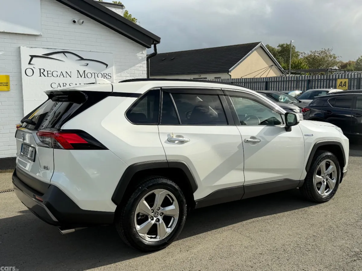 Toyota RAV4 MPV, Petrol Hybrid, 2020, White