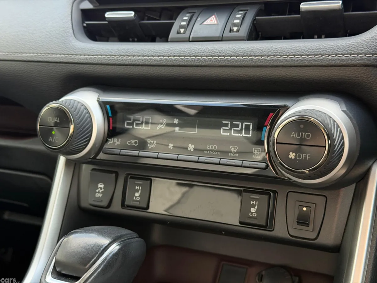 Toyota RAV4 MPV, Petrol Hybrid, 2020, White