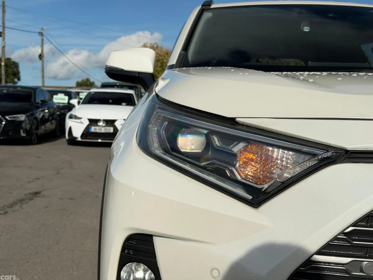 Toyota RAV4 MPV, Petrol Hybrid, 2020, White