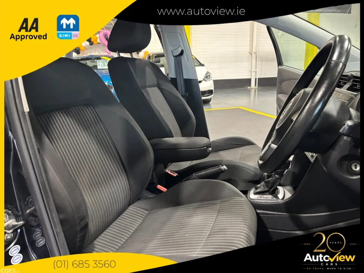 Volkswagen Polo Hatchback, Petrol, 2012, Black