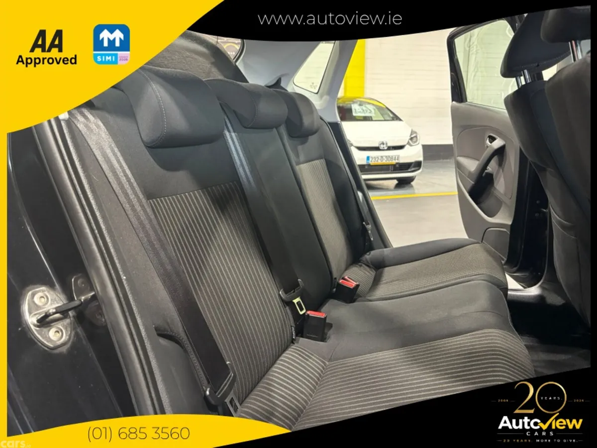 Volkswagen Polo Hatchback, Petrol, 2012, Black