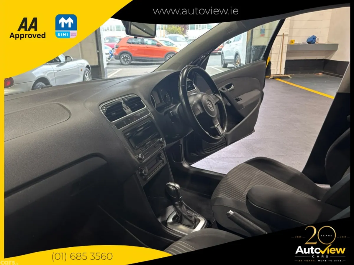 Volkswagen Polo Hatchback, Petrol, 2012, Black