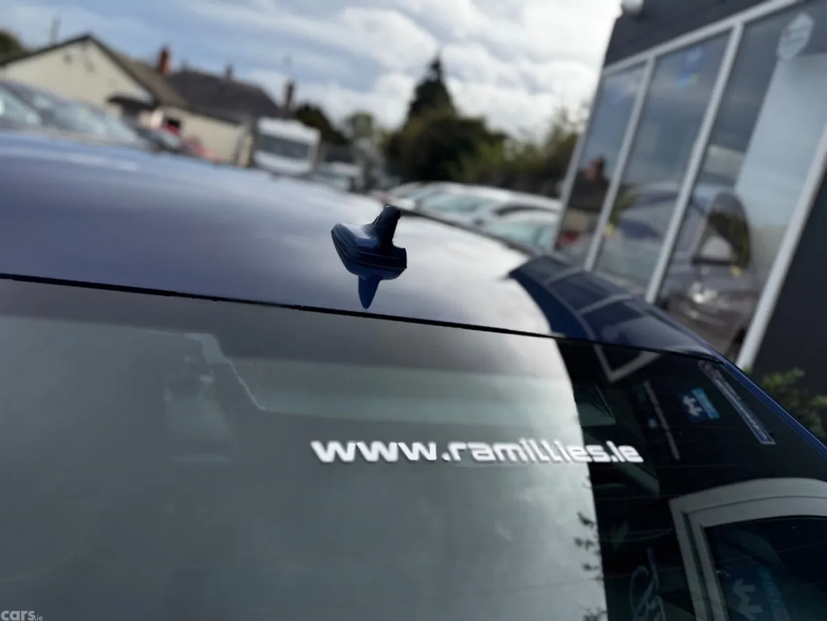 Audi A4 Saloon, Diesel, 2017, Blue