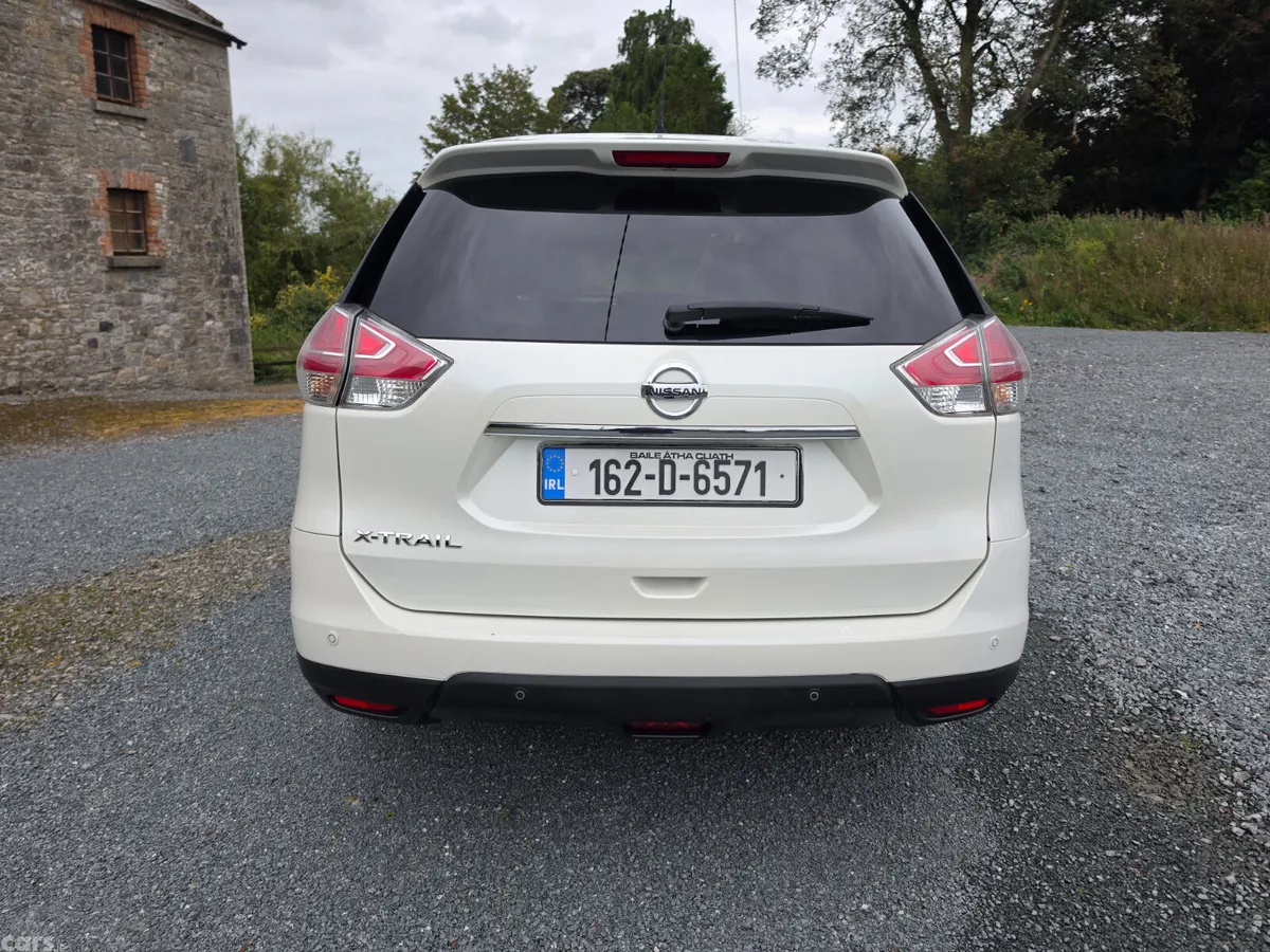 Nissan X-Trail SUV, Diesel, 2016, White