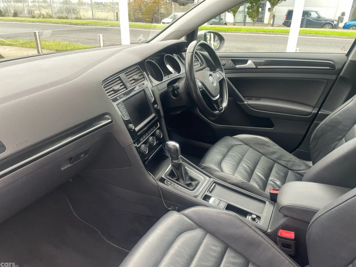 Volkswagen Golf Hatchback, Petrol, 2014, Silver