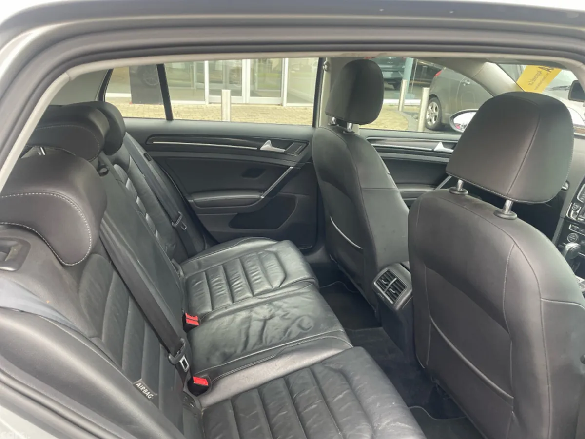 Volkswagen Golf Hatchback, Petrol, 2014, Silver