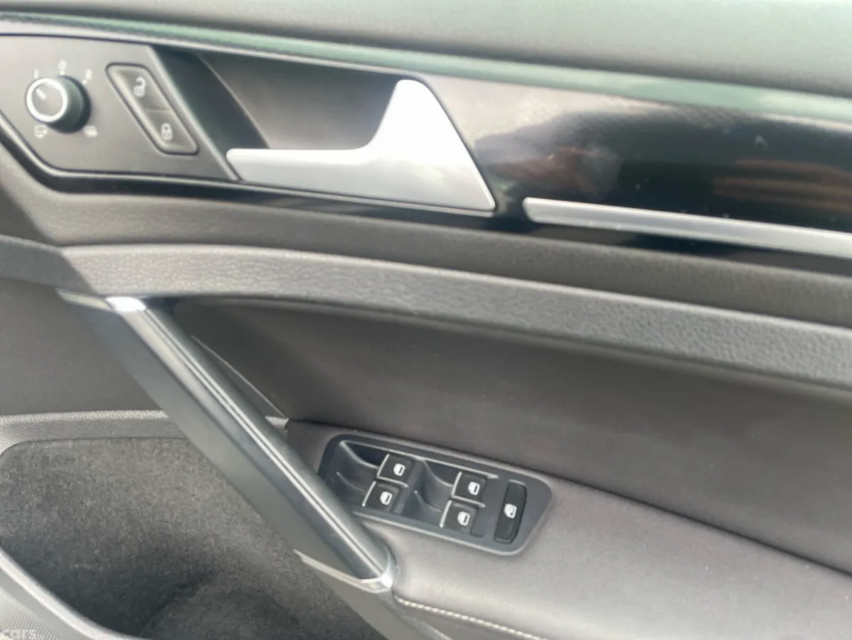 Volkswagen Golf Hatchback, Petrol, 2014, Silver