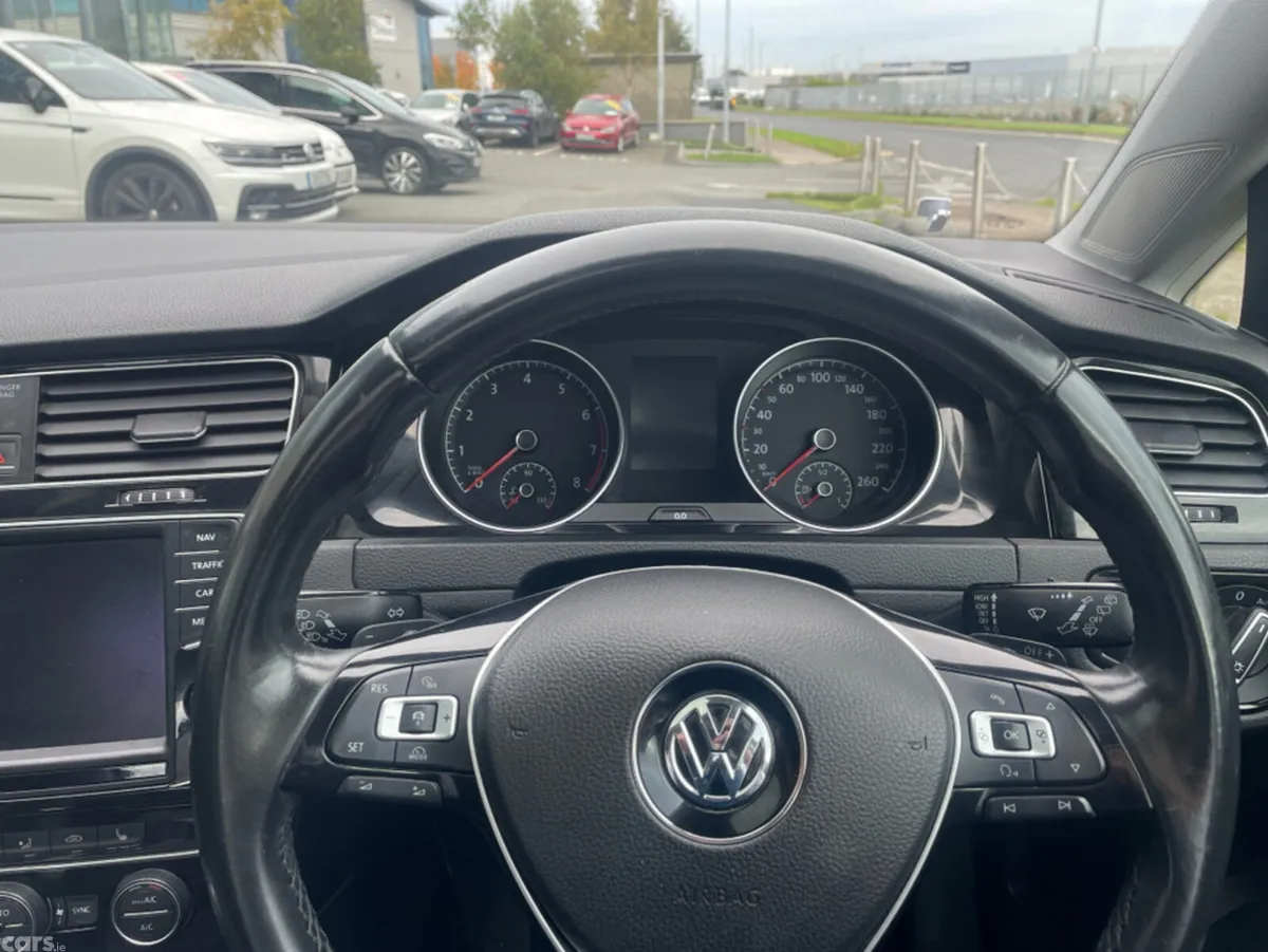 Volkswagen Golf Hatchback, Petrol, 2014, Silver