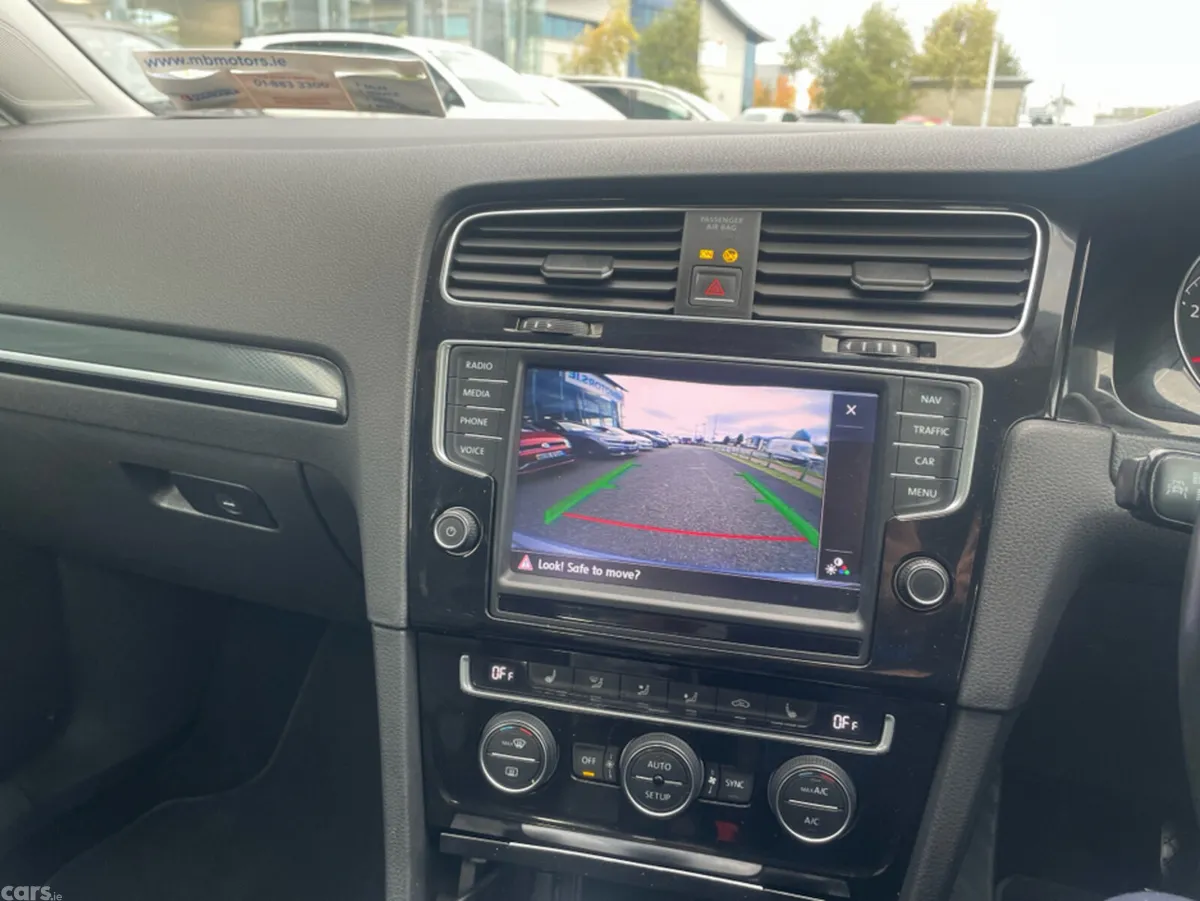 Volkswagen Golf Hatchback, Petrol, 2014, Silver