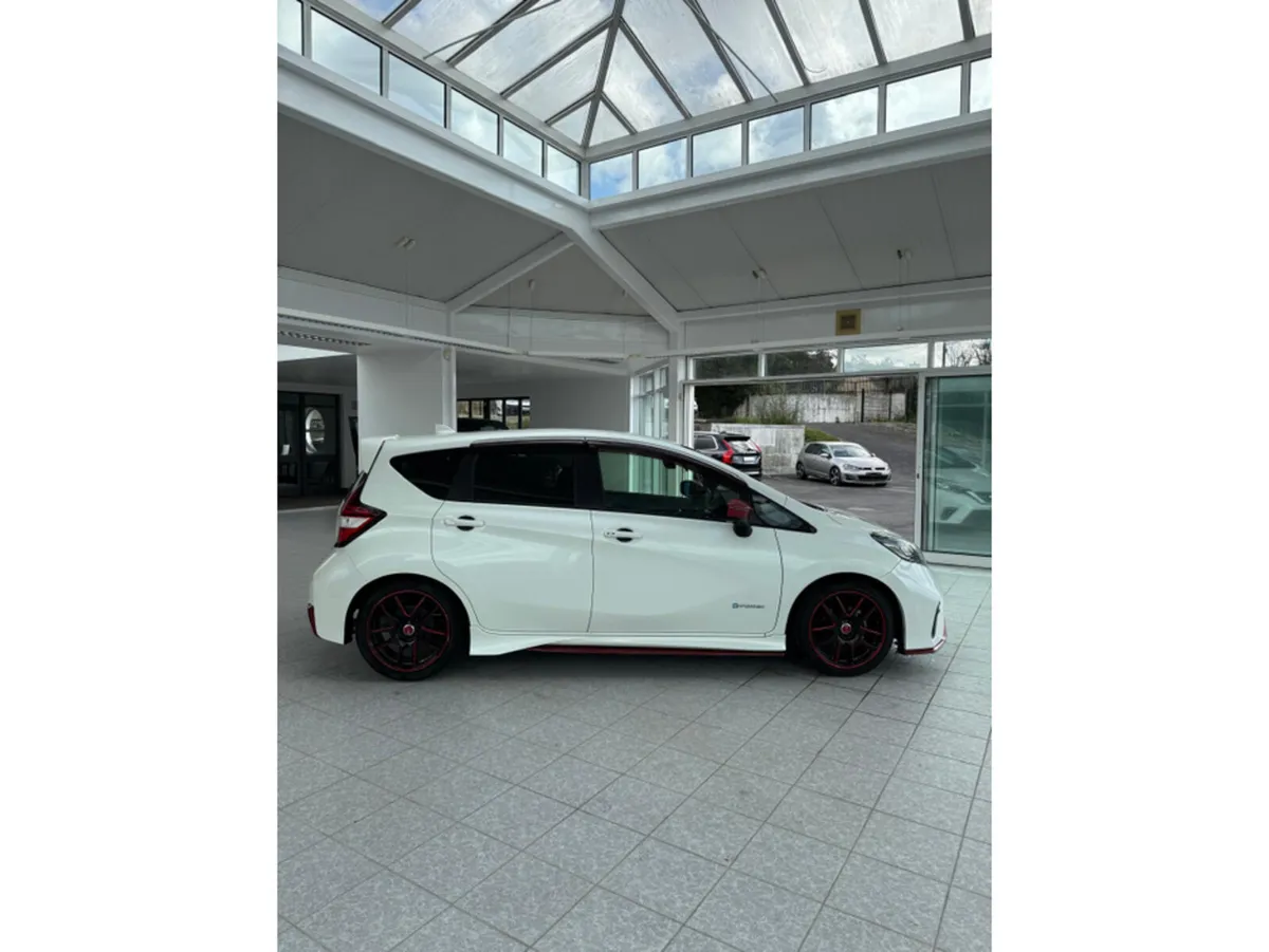 Nissan Note Hatchback, Petrol Hybrid, 2018, White