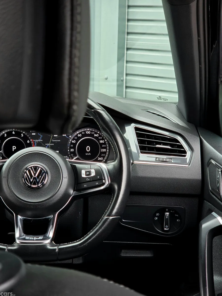 Volkswagen Tiguan SUV, Petrol, 2018, Black