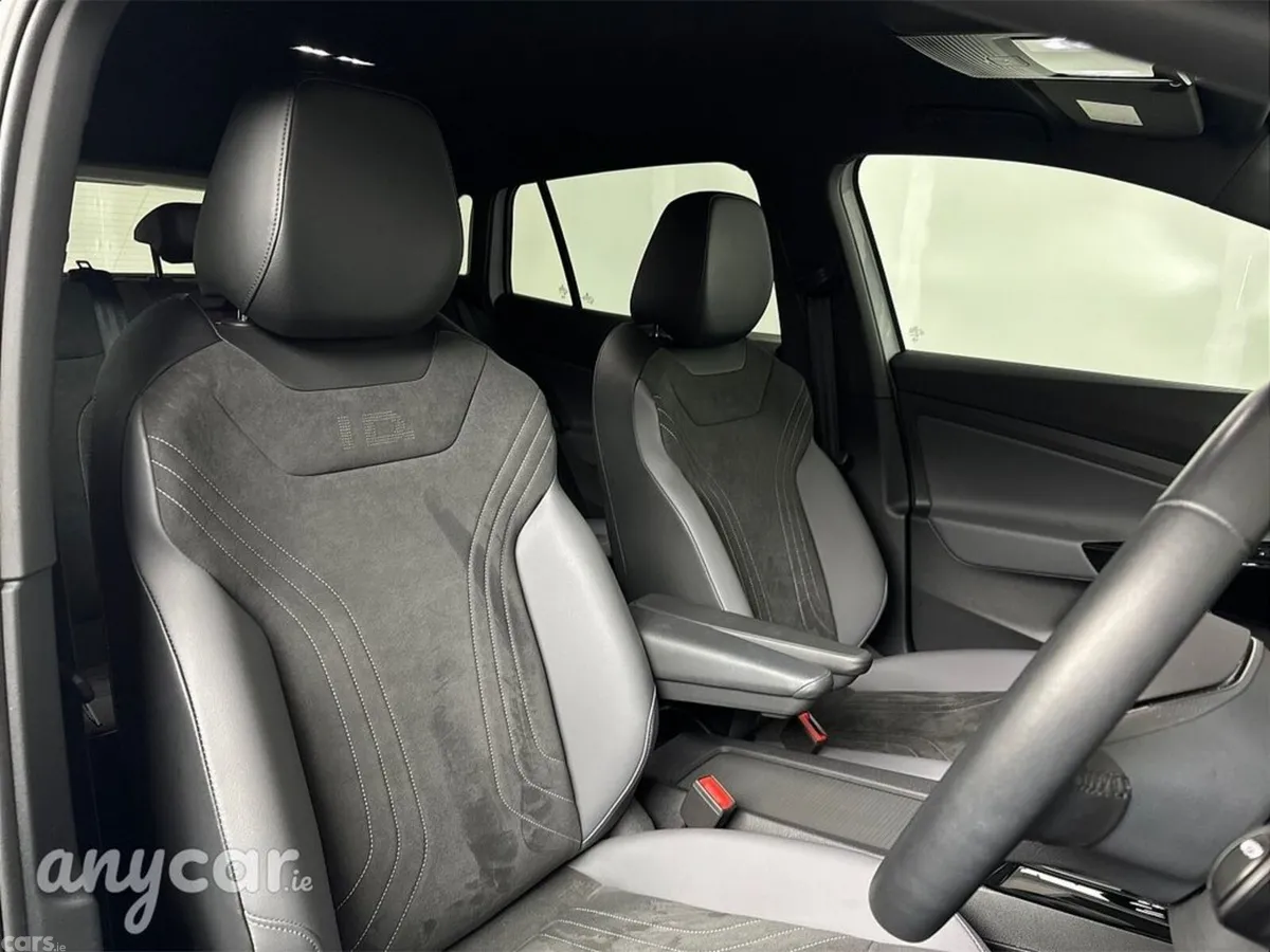 Volkswagen ID.4 Estate, Electric, 2026, White