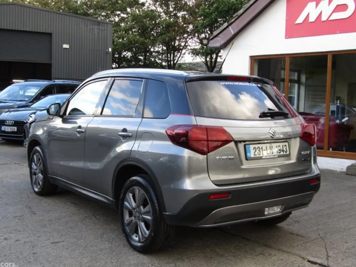 Suzuki Vitara Hatchback, Petrol Hybrid, 2023, Grey