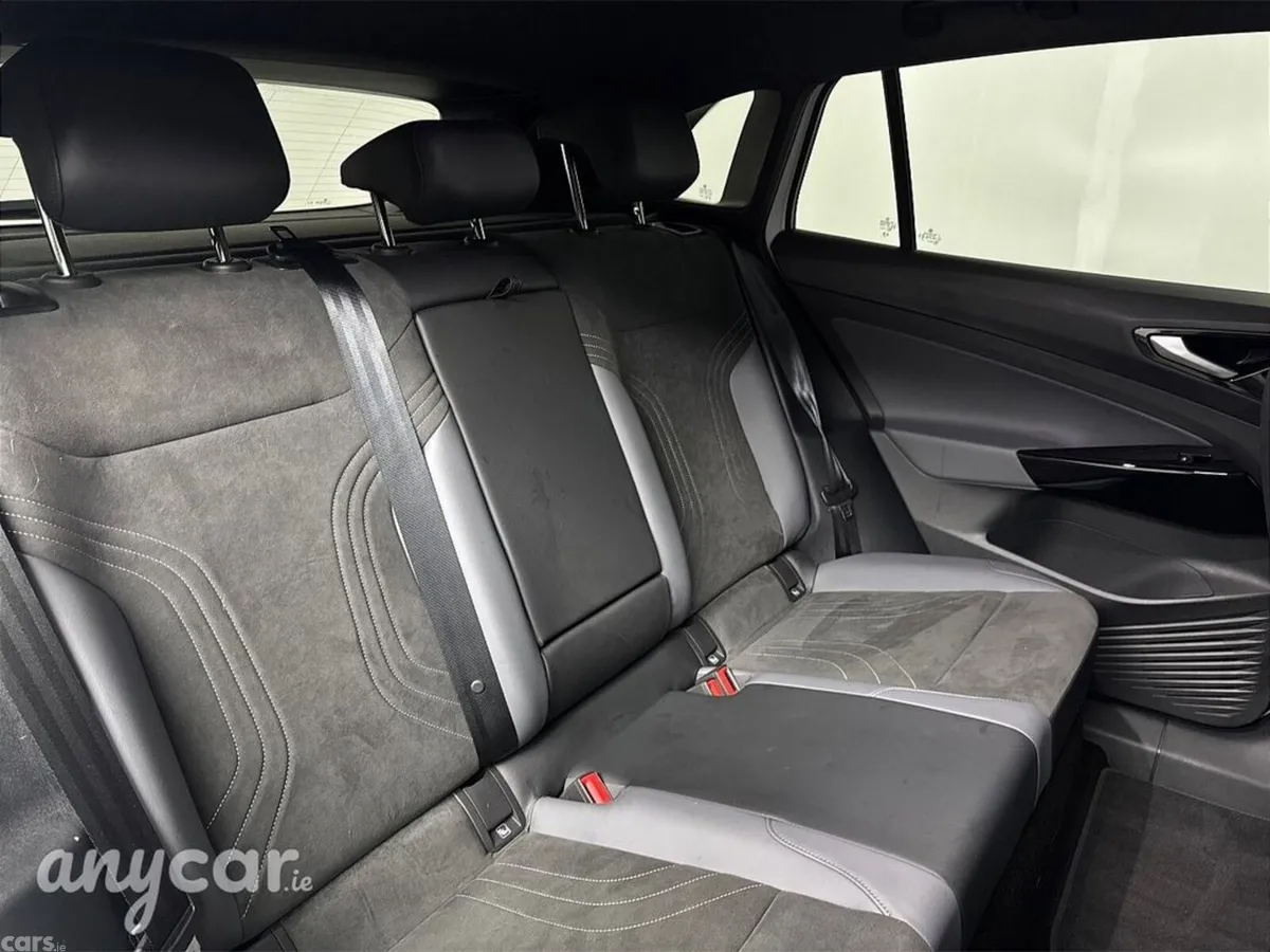 Volkswagen ID.4 Estate, Electric, 2026, White