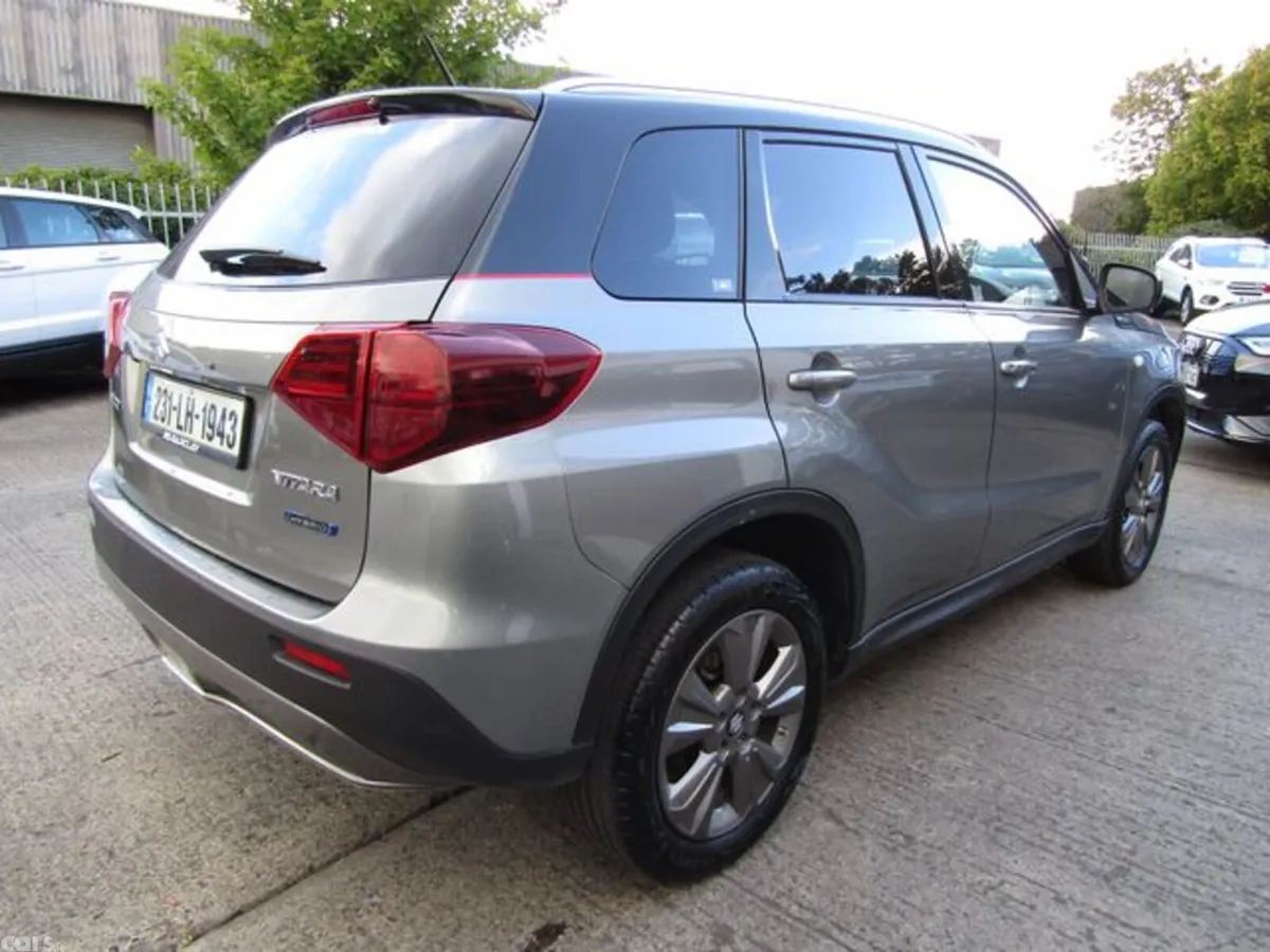 Suzuki Vitara Hatchback, Petrol Hybrid, 2023, Grey