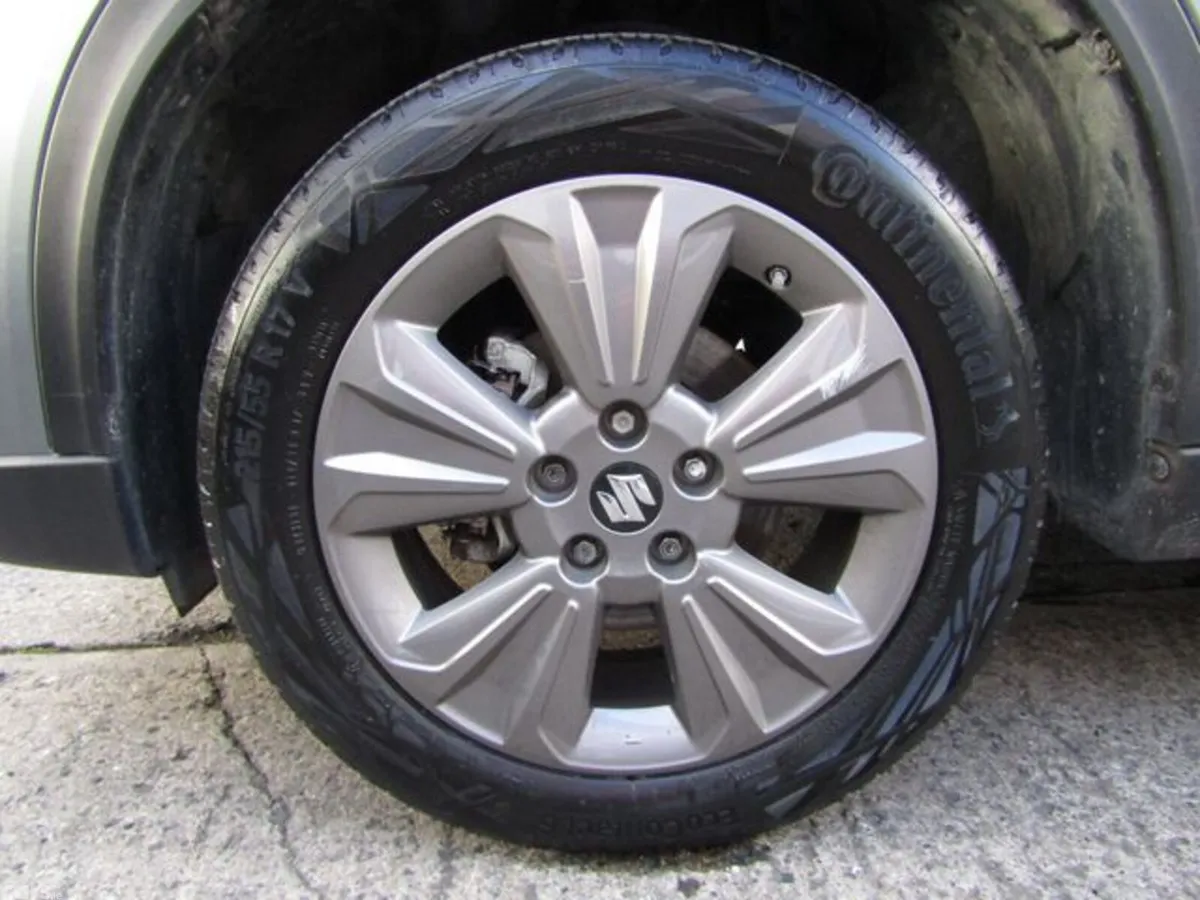 Suzuki Vitara Hatchback, Petrol Hybrid, 2023, Grey