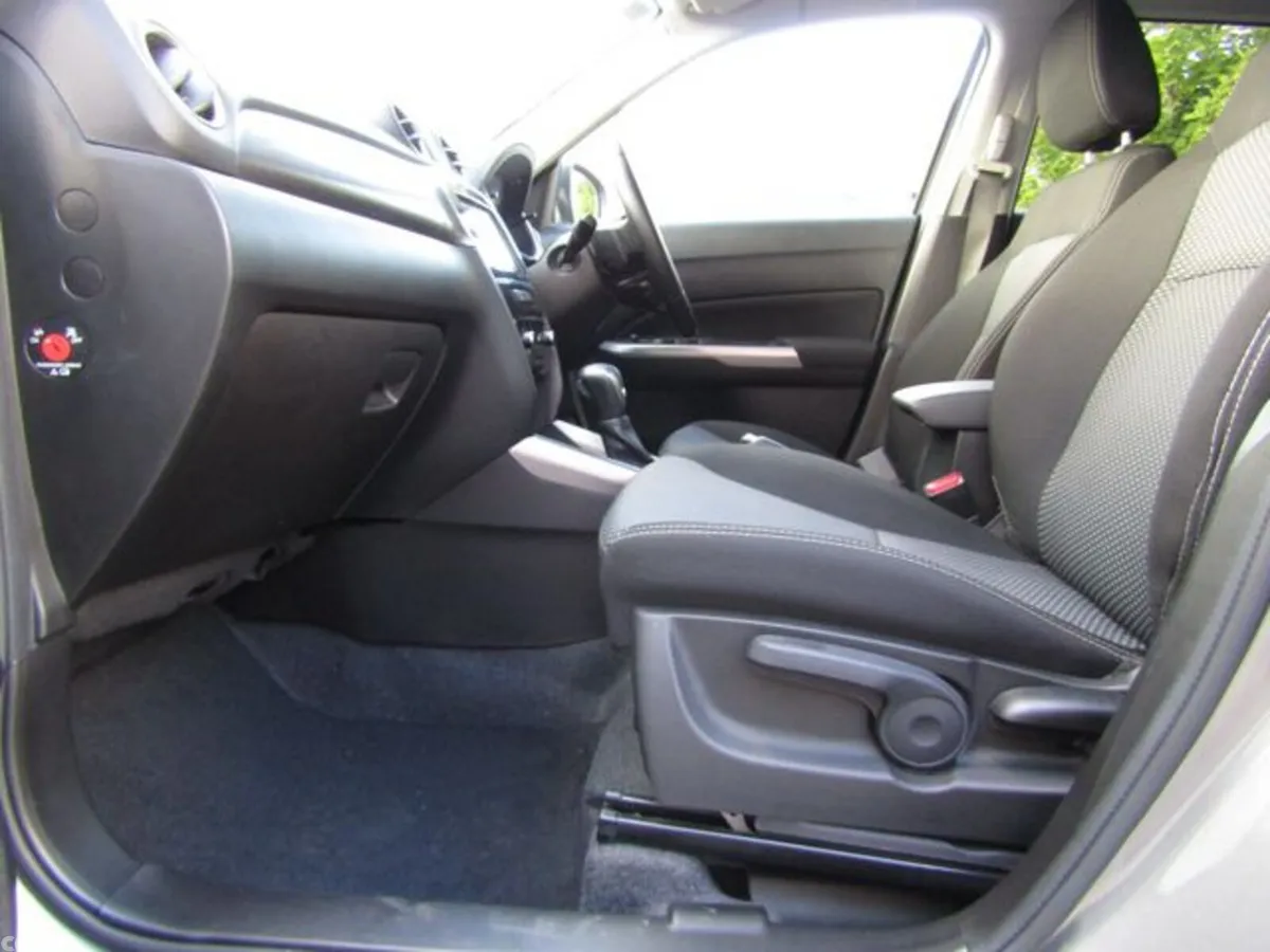 Suzuki Vitara Hatchback, Petrol Hybrid, 2023, Grey