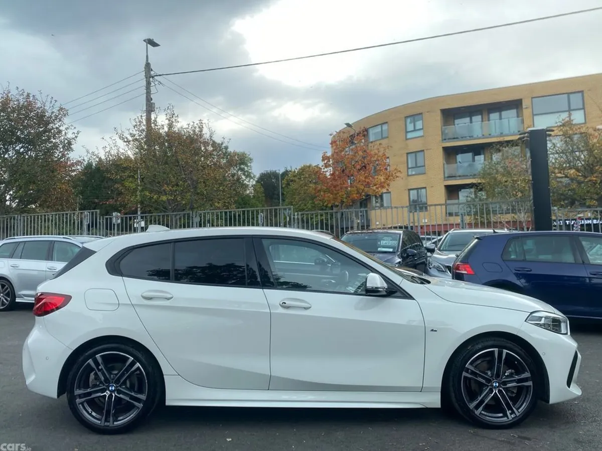 BMW 1-Series Hatchback, Petrol, 2021, White