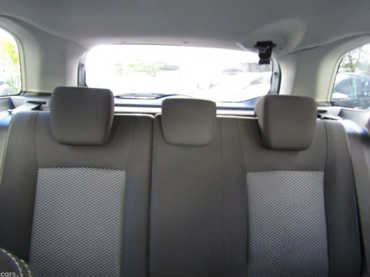 Suzuki Vitara Hatchback, Petrol Hybrid, 2023, Grey