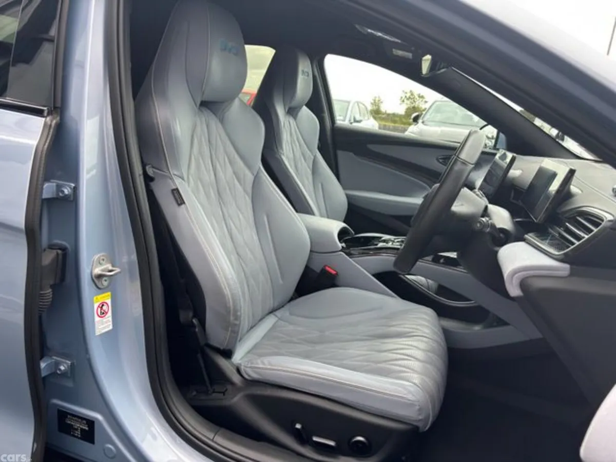BYD SEAL Saloon, Electric, 2024, Blue