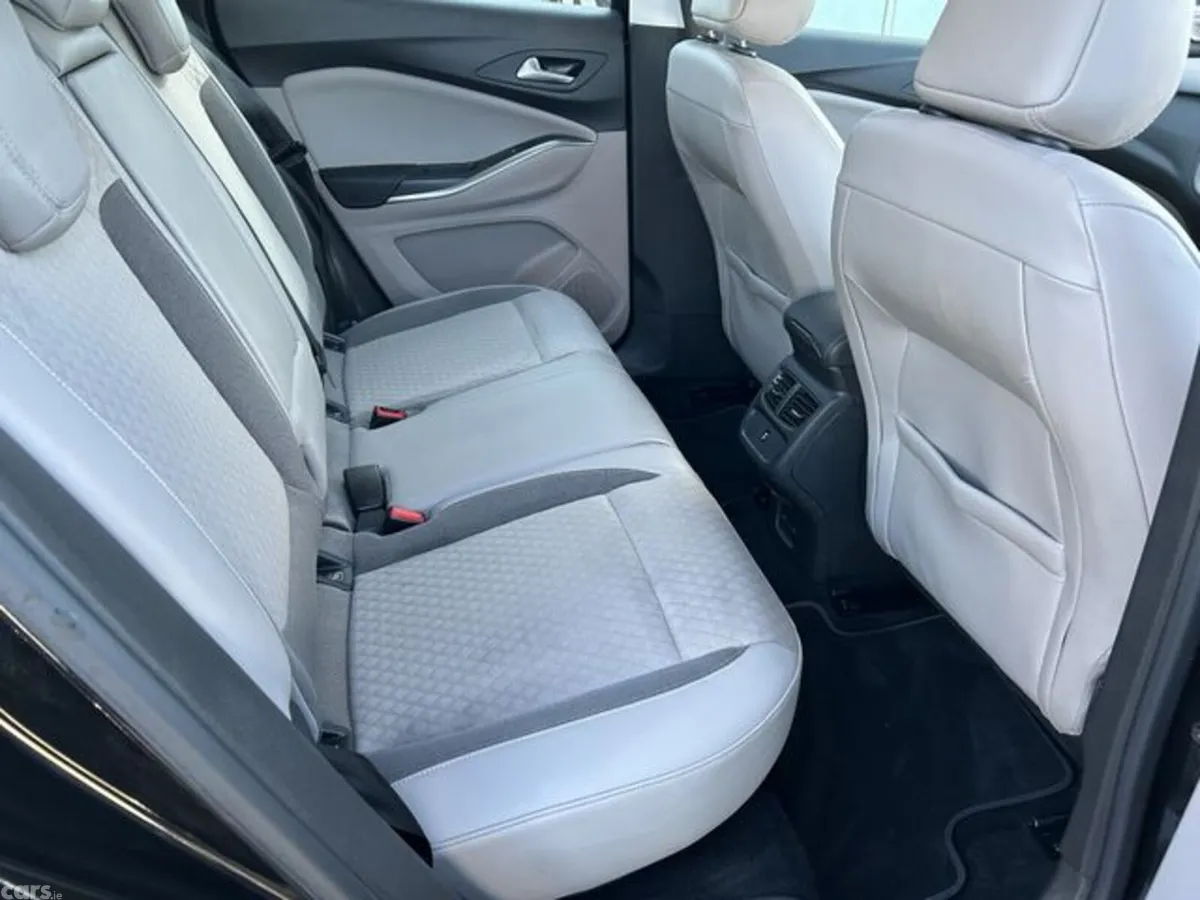 Opel Grandland X MPV, Petrol, 2019, Black