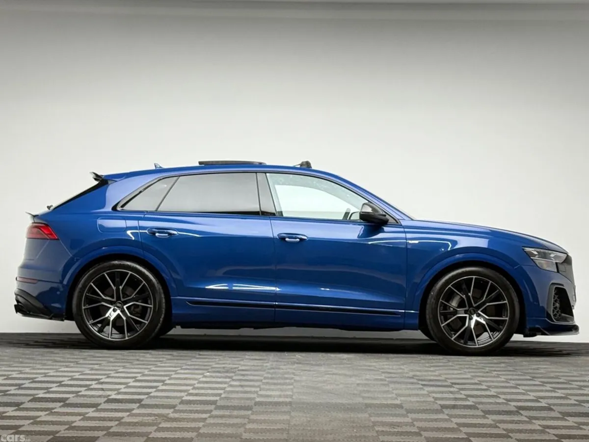 Audi Q8 SUV, Petrol Plug-in Hybrid, 2026, Blue
