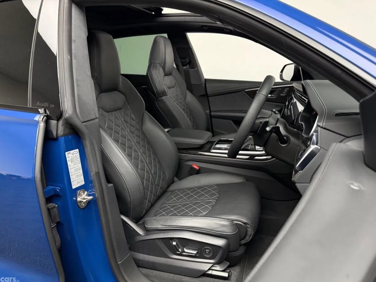 Audi Q8 SUV, Petrol Plug-in Hybrid, 2026, Blue