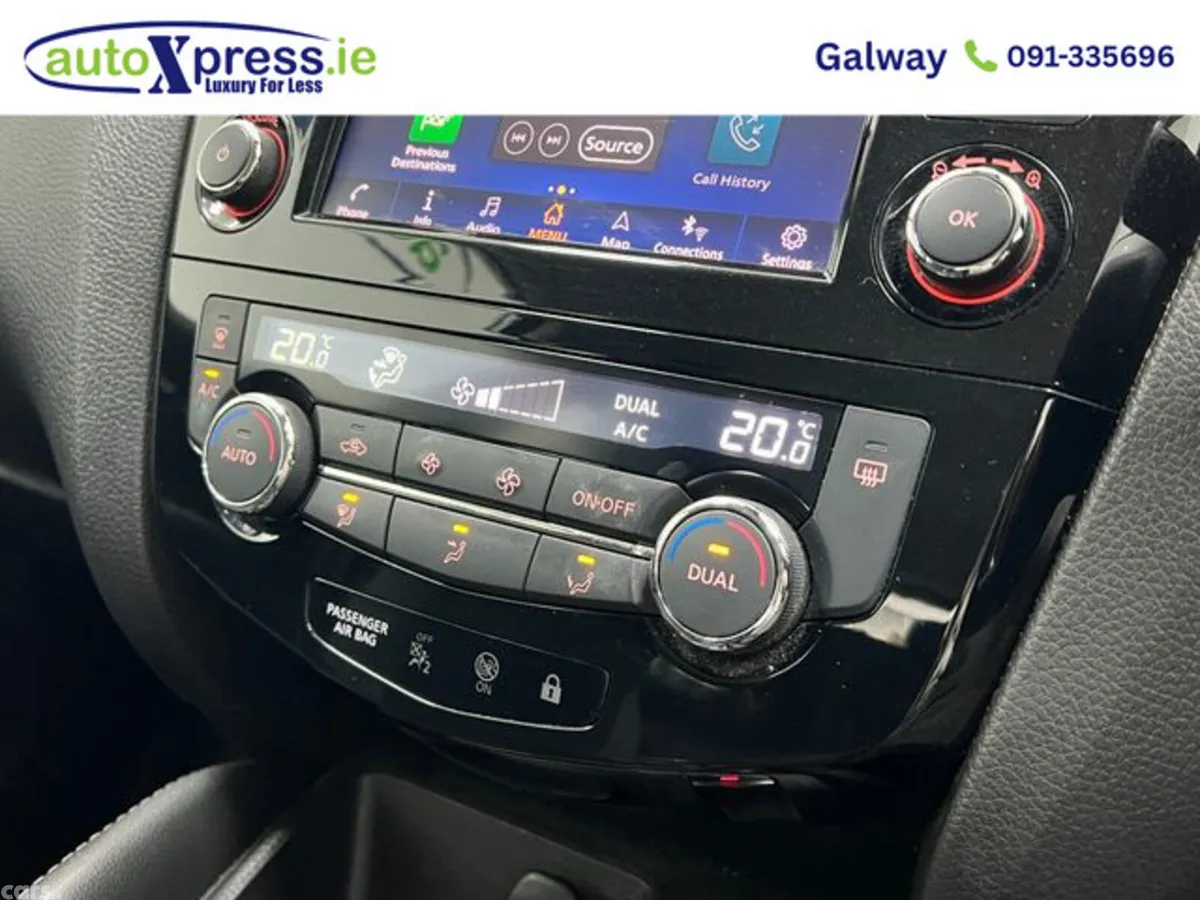 Nissan Qashqai Hatchback, Diesel, 2019, Silver