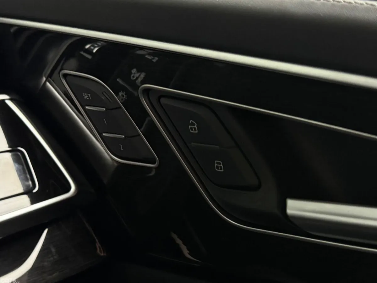 Audi Q8 SUV, Petrol Plug-in Hybrid, 2026, Blue