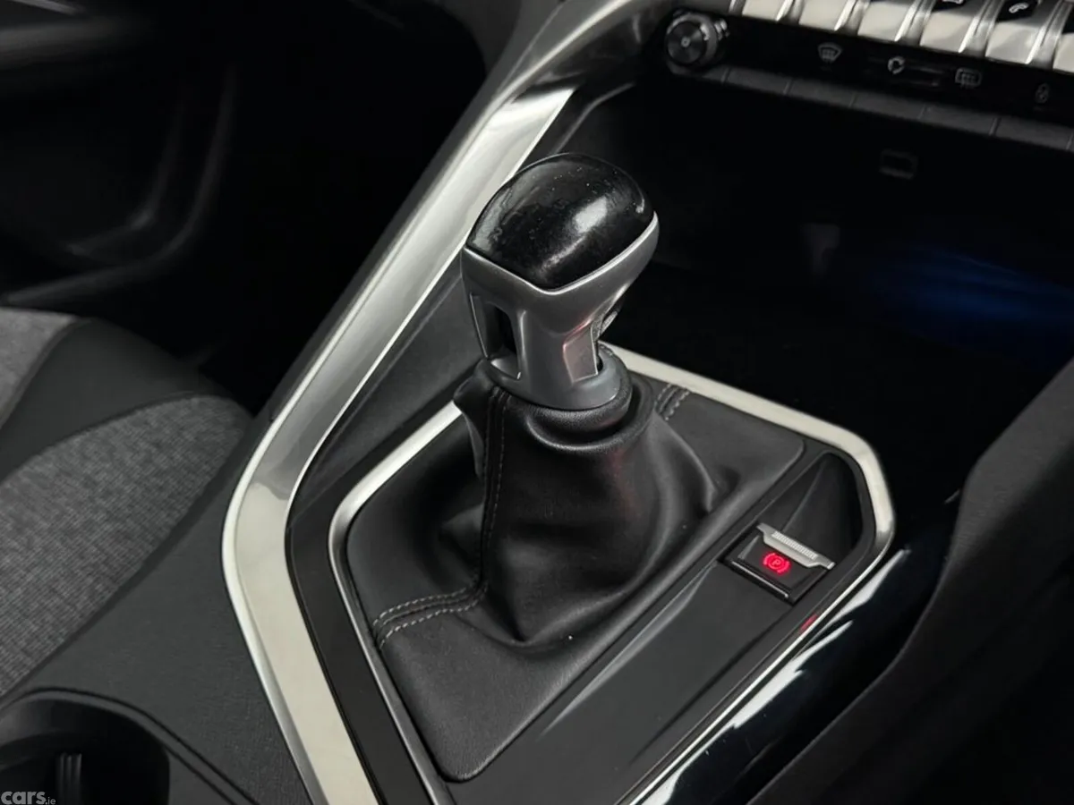Peugeot 3008 SUV, Diesel, 2019, White