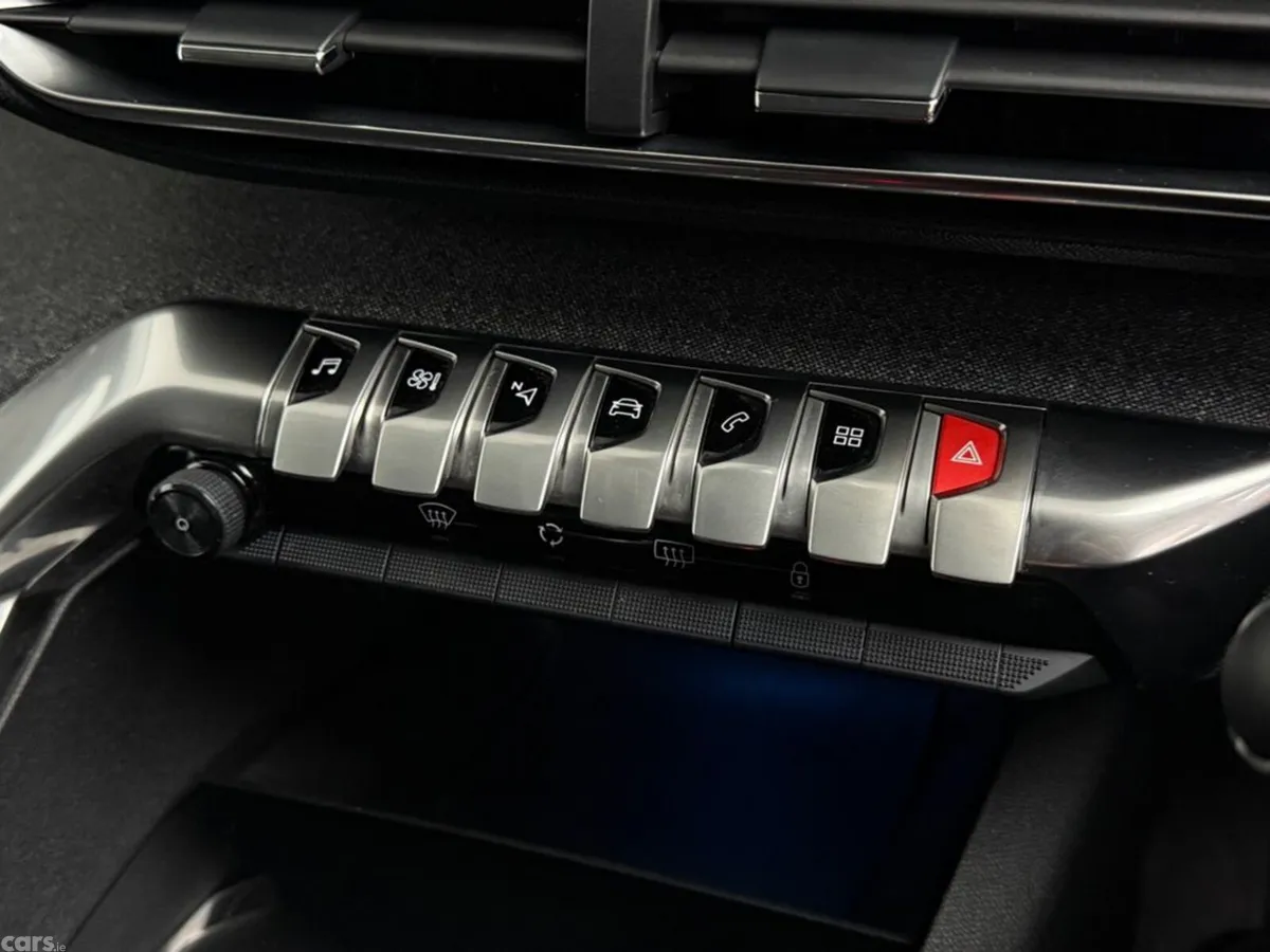 Peugeot 3008 SUV, Diesel, 2019, White