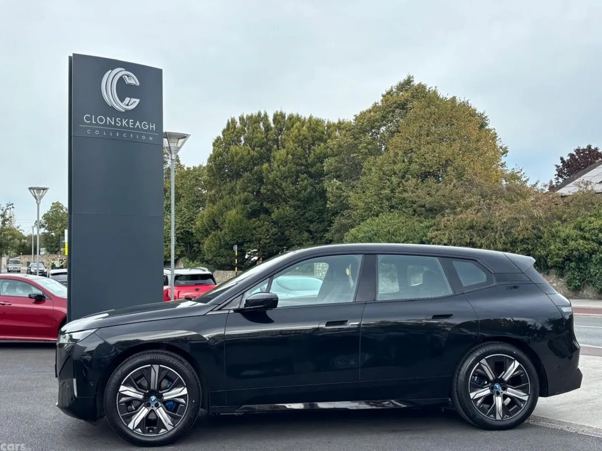 BMW iX Estate, Electric, 2024, Black