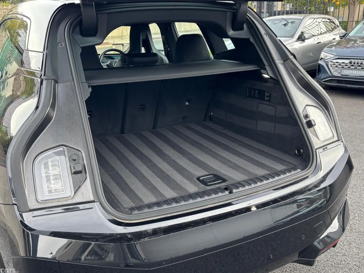 BMW iX Estate, Electric, 2024, Black